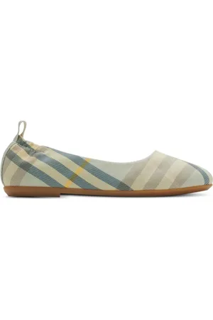 Burberry Triomphe-pattern ballerina shoes