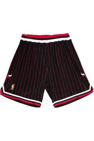 Mitchell & Ness "NBA Chicago Bulls 96-97" basketball sneakers