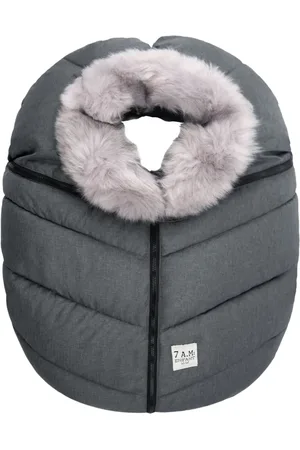 7AM Tundra car seat