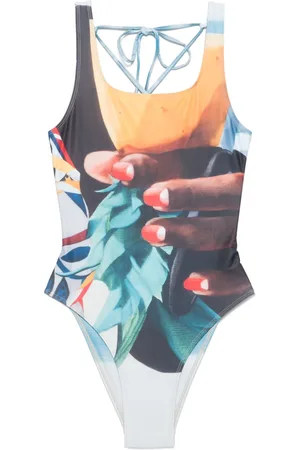 Donde Esteban Salpicon swimsuit