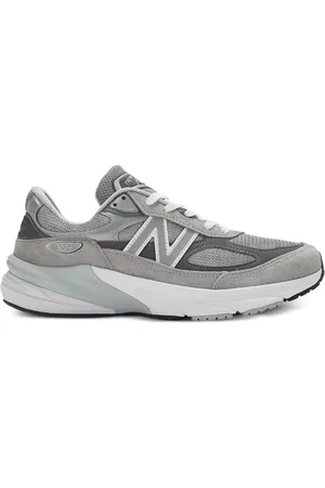 On Running 990 V6 sneakers
