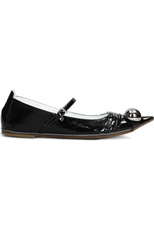 DOVE NUOTANO GLI SQUALI Stud-detailed flat pumps