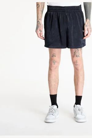 New Era Shorts Woven Shorts M