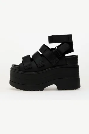 UGG Sneakers W Goldenrise EUR 40