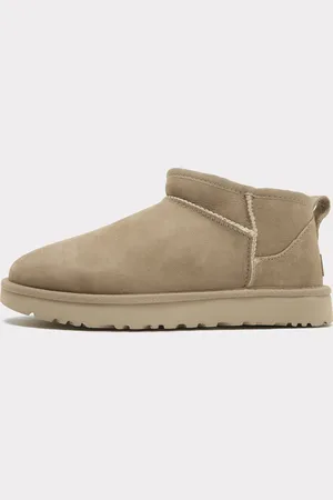 UGG Botas Classic Ultra Mini