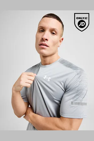 Under Armour T