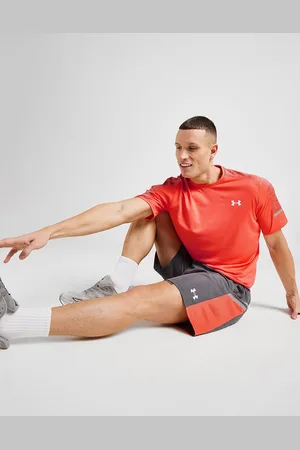 Under Armour T