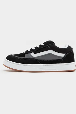 Vans Estazzo