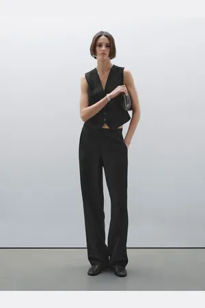 Massimo Dutti Colete Curto Com Decote Em Bico
