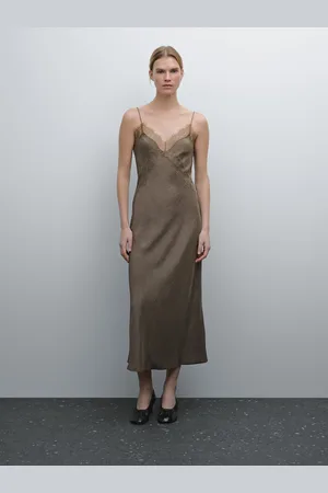 Massimo Dutti Vestido Midi Acetinado De Estilo Lingerie