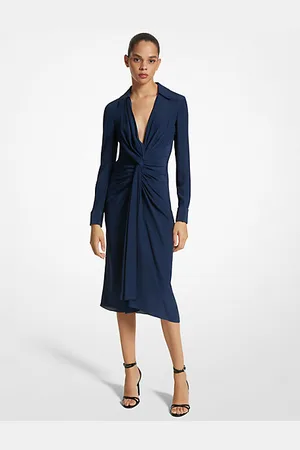 Michael Kors MKVestido camiseiro com cruzado na frente em crepe de China de seda orgânica -