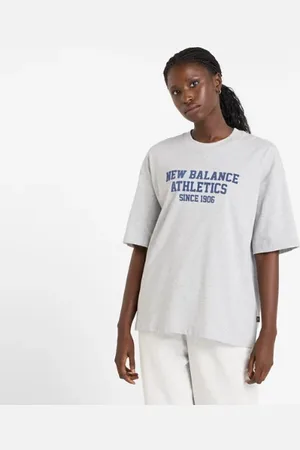 New Balance Mulheres Athletics Varsity Oversized T-Shirt em , Tamanho 2XL