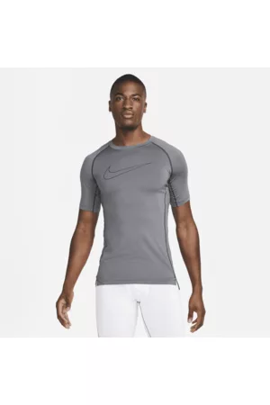 Nike Homem T-shirts desportivas - Camisola de manga curta com corte justo Pro Dri-FIT para homem