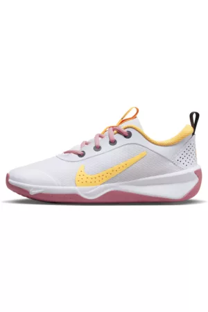 Nike Sapatilhas Basquetebol - Sapatilhas para campo coberto Omni Multi-Court Júnior