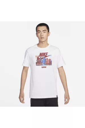 Nike Homem T-shirts & Manga Curta - T-shirt com grafismo Catar para homem