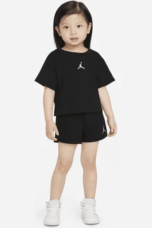 Jordan Conjunto de t-shirt e calções para bebé (12–24 meses)