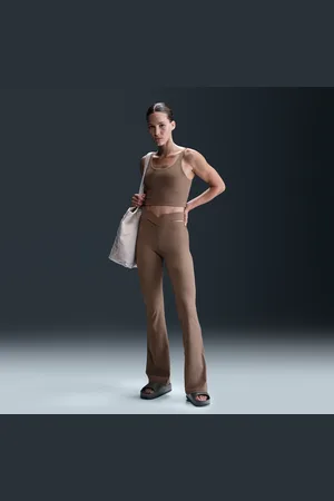 Nike Leggings de perna larga e cintura subida com suporte ligeiro Zenvy Rib para mulher
