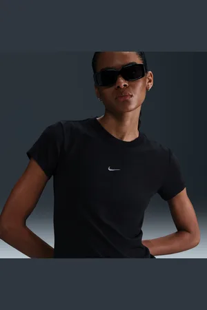 Nike T-shirt recortada estreita Sportswear Chill Knit para mulher