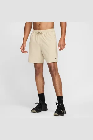 Nike Calções versáteis sem forro de 18 cm Dri-FIT Form para homem