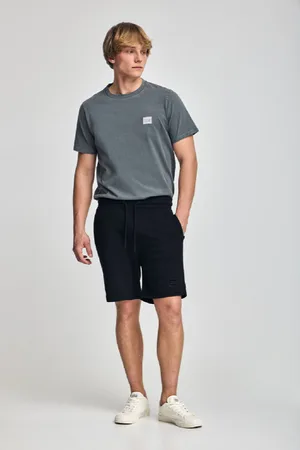 Polo Club® Calção Jonas Azul Escuro De Algodão E Corte Relaxed Fit Com Patch Em Sarja Engomado