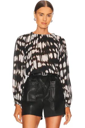 Bella Dahl Elastic Shirred Top in - Black,White. Size L (also in M, S, XS).