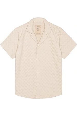 Oas Shirt in - Taupe. Size L (also in M, S, XXL/2X).