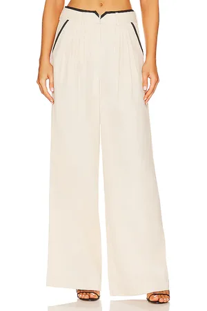 SOVERE Express Pant in - Cream. Size M (also in L, XL).