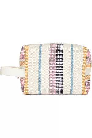 L*Space Mulher Malas - On Vacation Toiletry Bag in - Cream. Size all.