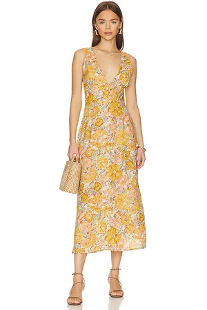 FAITHFULL THE BRAND Venere Midi Dress in - Mustard. Size L (also in XL, XS).