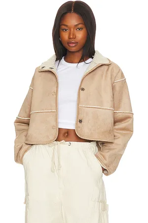 Graham & Spencer Kelly Reversible Sherpa Jacket in - Tan. Size L (also in M, XL).