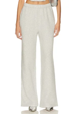 GOOD AMERICAN Brushed Fleece Wide Leg Pant in - Grey. Size 2X (also in 3X, 4X, 5X, L, M, S, XL, XS).