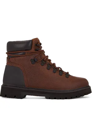G.H. Bass Marcy Hiker in - . Size 8 (also in 9).