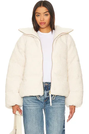 Varley Wilkins Sherpa Puffer Jacket in - Beige. Size L (also in M, S).