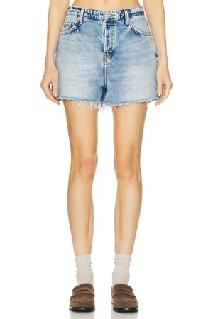 GRLFRND Kady Low Rise Relaxed Boyfriend Short in - Denim-Light. Size 23 (also in 24, 30, 31, 32).