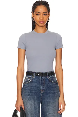 Cuts Tomboy Tee in - Grey. Size M (also in XS).