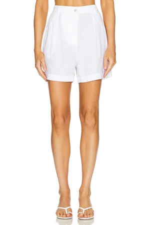 Donni. Linen Pleated Short in - White. Size L (also in XL).