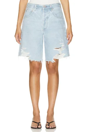 Citizens of Humanity Ayla Short in - Denim-Light. Size 23 (also in 24, 25, 26, 27, 28).