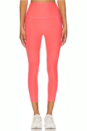 Beyond Yoga Spacedye Out Of Pocket High Waisted Capri Legging in - Coral. Size L (also in XS).