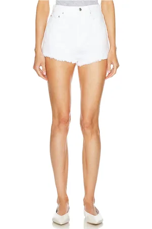 GRLFRND Kyla Hot Short in - White. Size 25 (also in 26, 27, 29, 30, 31, 32).