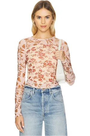 Free People Bettys Garden Top in - Coral. Size S (also in XS).