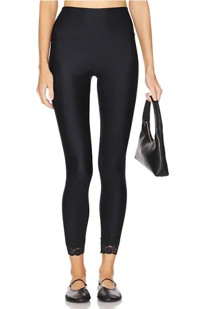 Beach Riot Taylor 7/8 Legging in - Black. Size L (also in XL).