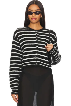 Gestuz Debbie Short Cardigan in - Black. Size M (also in L, S, XS).