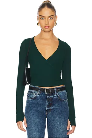 Michael Lauren Fairbanks Surplice Deep V Long Sleeve W/ Thumbhole Top in - Green. Size L (also in M, S, XL, XS).