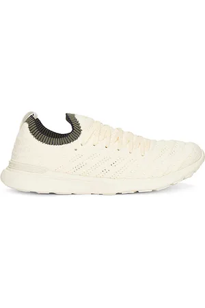 APL Athletic Propulsion Labs TechLoom Wave Sneaker in Pristine Fatigue & Navy - Cream. Size 6 (also in 7.5).
