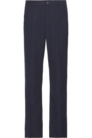 Scotch&Soda Relaxed Straight Fit Pleated Chino in - Navy. Size 30 (also in 36).