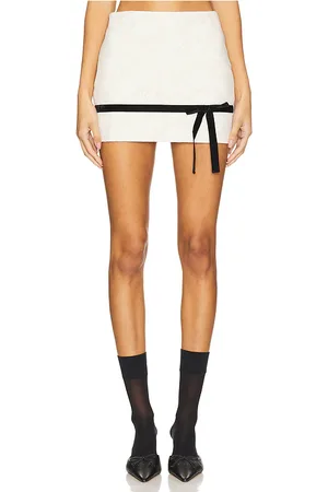 yuhan wang Lace Mini Skirt With Black Bow in - Ivory. Size L (also in M, S, XL).