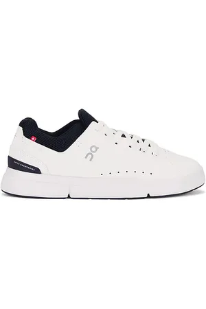 On Running The Roger Advantage Sneakers in - White. Size 11.5 (also in 12, 12.5, 7, 7.5, 8).