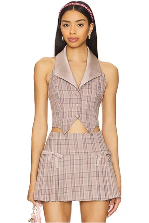 MORE TO COME Devon Vest in - Taupe. Size L (also in M, S, XL, XS, XXS).