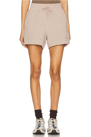 Varley Atrium High Rise Short 4.5 in - Taupe. Size L (also in M, S, XL, XS).