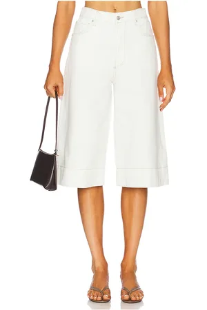 Paige Eva Short in - White. Size 23 (also in 24, 25, 26, 27, 28, 29, 34).